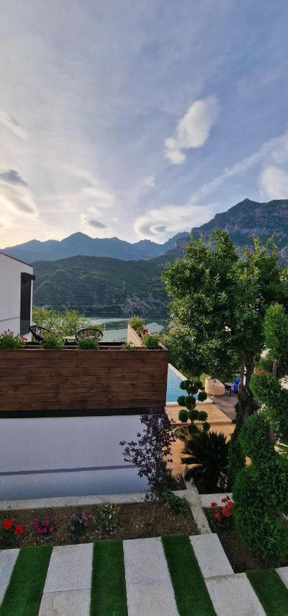 Koman Paradise By Romina Shkodër Exteriér fotografie