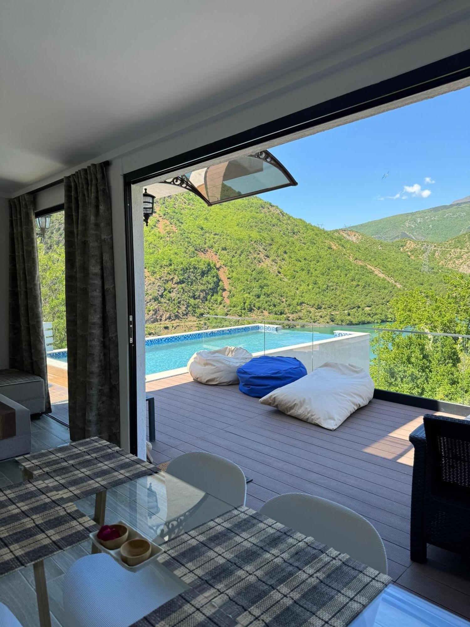 Koman Paradise By Romina Shkodër Exteriér fotografie