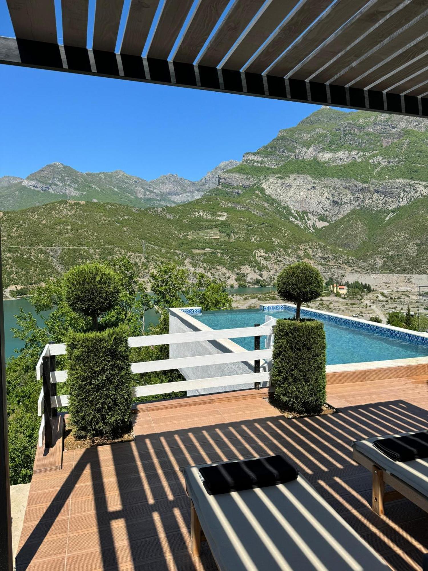 Koman Paradise By Romina Shkodër Exteriér fotografie